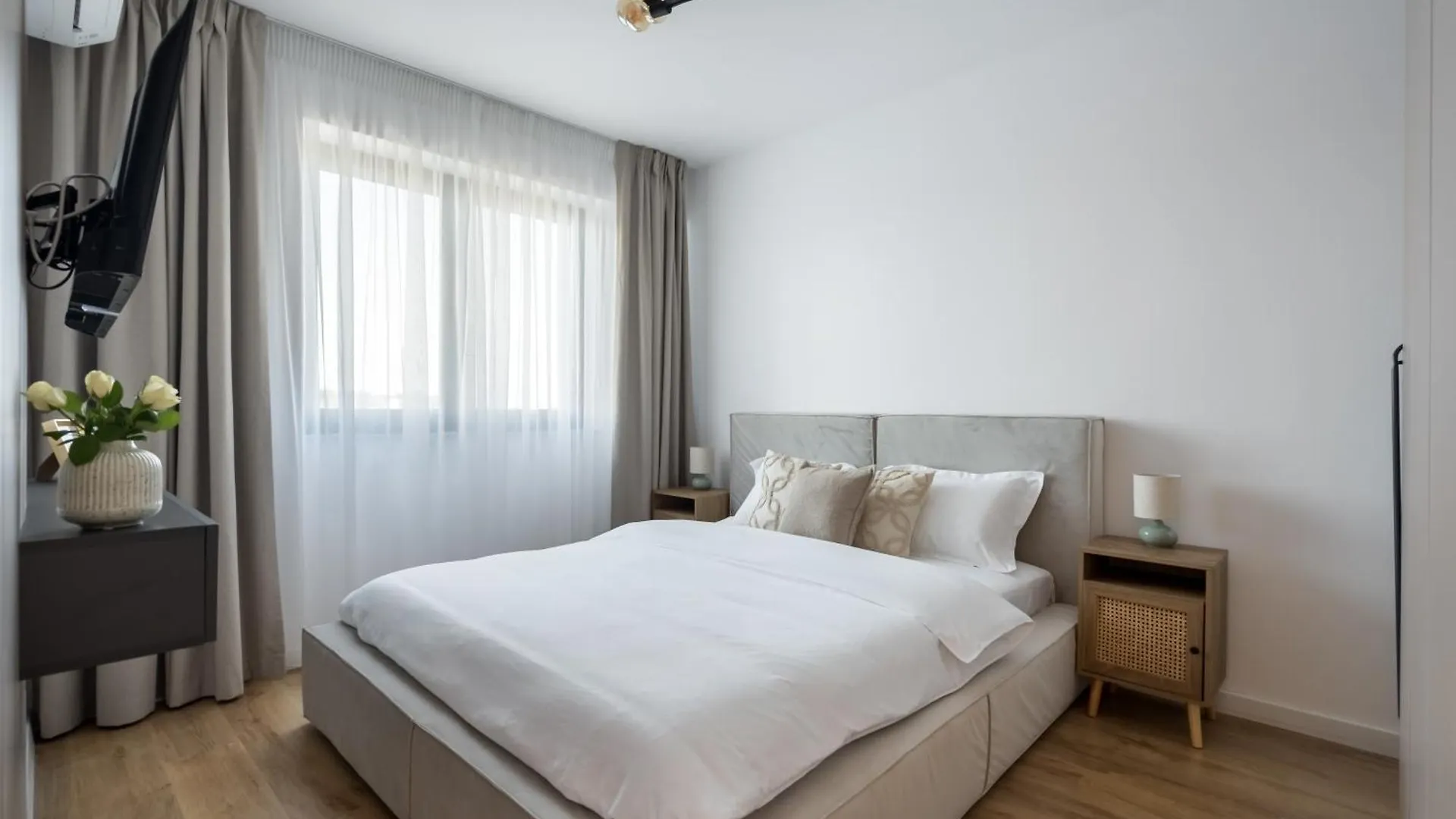 Ivory Pipera North Apartment Voluntari Romania